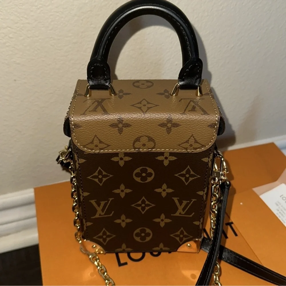 Louis Vuitton Camera Box Purse - Picture 7 of 11